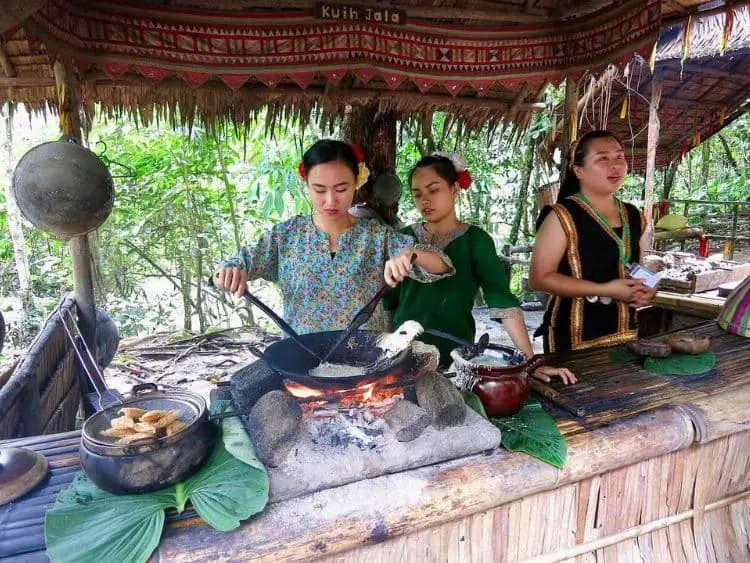 Unforgettable Mari-Mari Cultural Village Tour