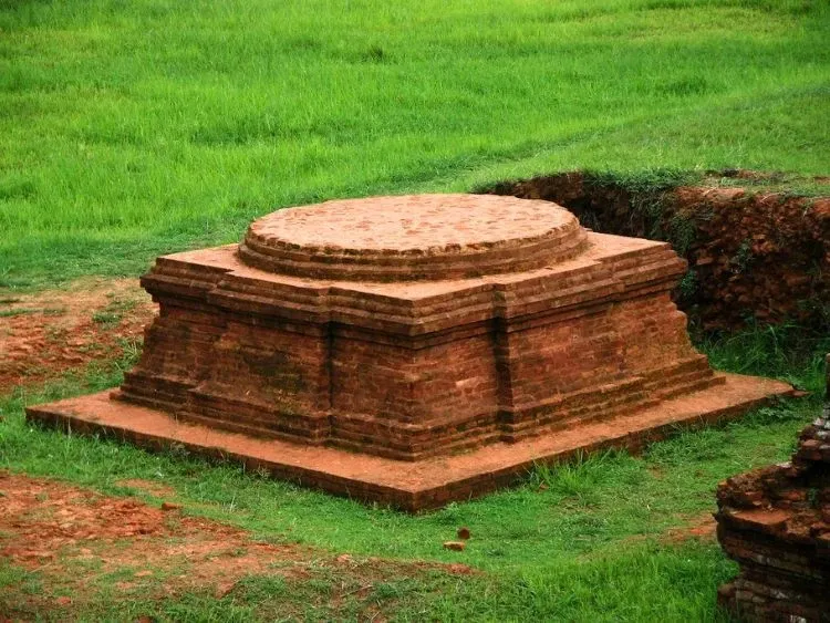 Popular Private Sonargaon and Mainamati Day Tour from Dhaka