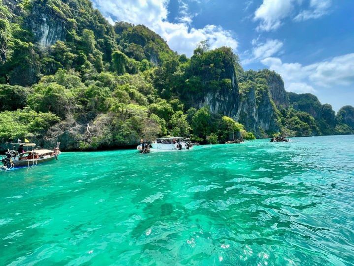 Phuket to Phi Phi & Khai Island Tour by Speed Catamaran