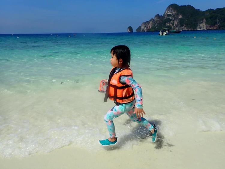Twin Paradise Island: Phi Phi & Khai Speedboat tour