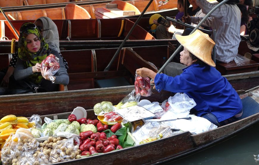 Floating Market and Rose Garden Day Tour from Bangkok