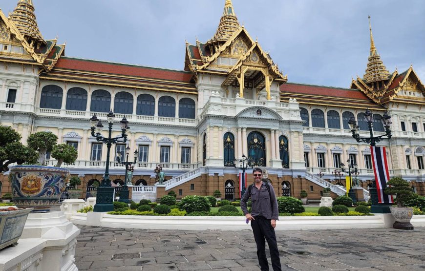 Half Day City and Temples Tour Including Grand Palace in Bangkok